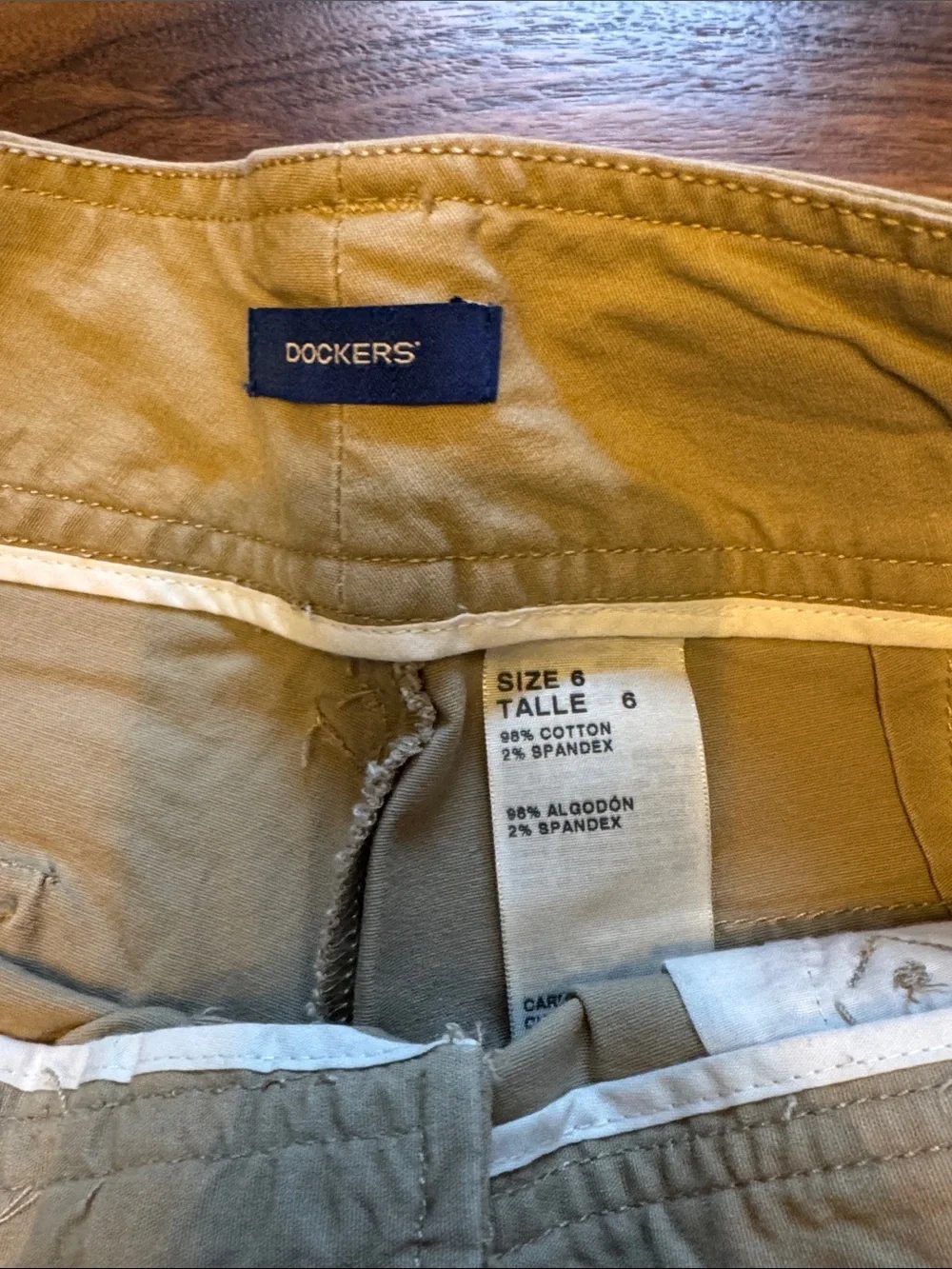 Dockers Women's Khaki Straight Leg Capris - Picture 2 of 3